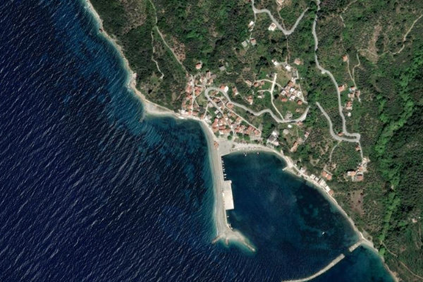 Image satellite des environs de Glossa Port