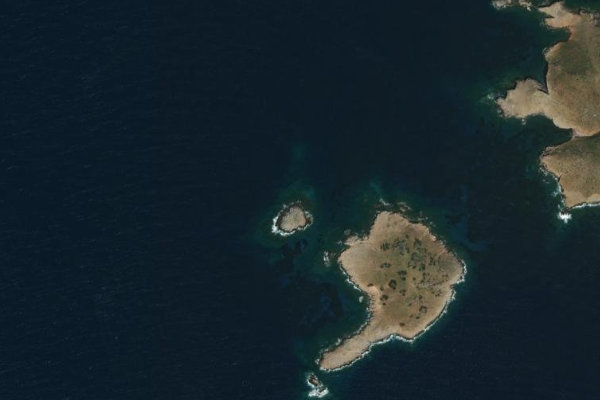 Image satellite des environs de Vráchos Mávro