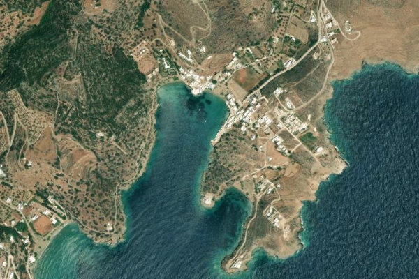 Image satellite des environs de Órmos Fáros