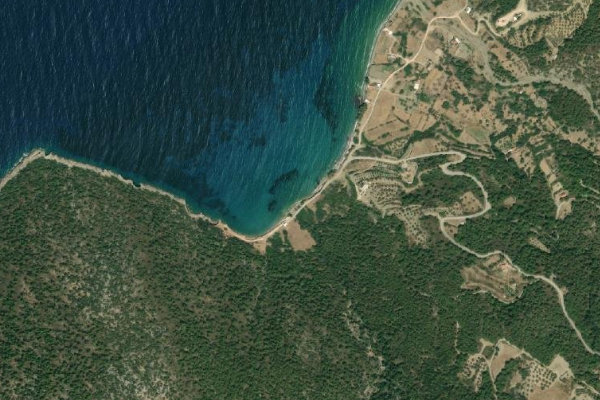 Image satellite des environs de Órmos Glyfáda