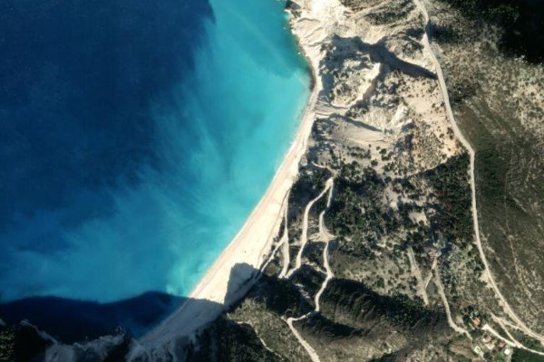 Image satellite des environs de Myrtos Beach