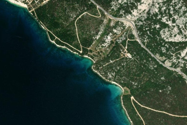 Immagine satellitare dei dintorni di Ravne