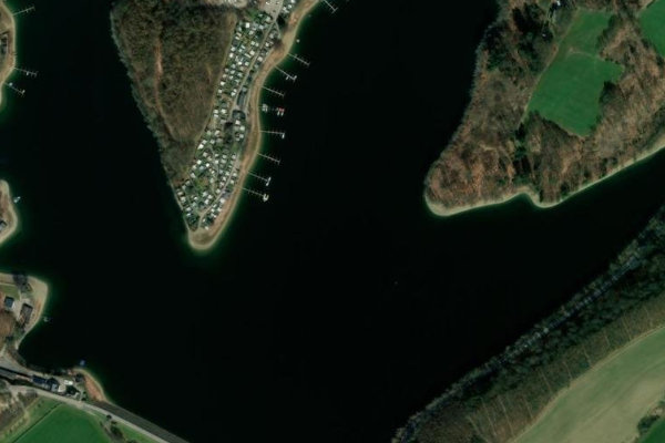 Immagine satellitare dei dintorni di Bevertalsperre (Hückeswagen)