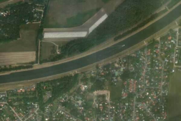 Immagine satellitare dei dintorni di Mittellandkanal (Hohenwarthe)