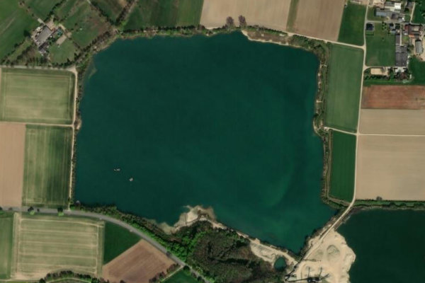 Immagine satellitare dei dintorni di Agos See (Ophovener See)