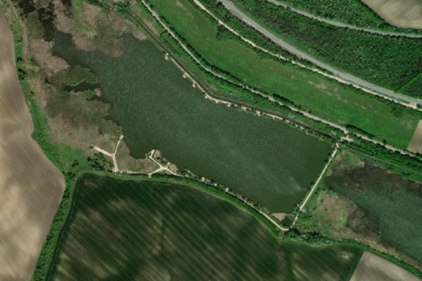 Immagine satellitare dei dintorni di Arizona Carp Lake (Biatorbágy)