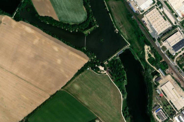 Immagine satellitare dei dintorni di Mór – Ezerjó Major horgásztó