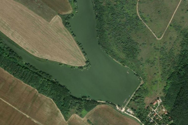 Immagine satellitare dei dintorni di Háziréti-víztározó (Pomáz)