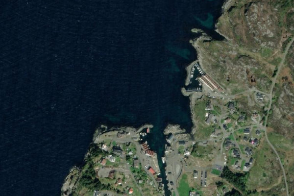 Immagine satellitare dei dintorni di Hellesøyna · costa