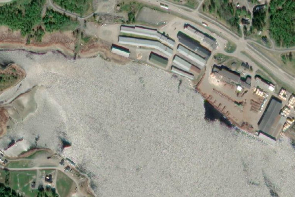 Immagine satellitare dei dintorni di Mäja · costa