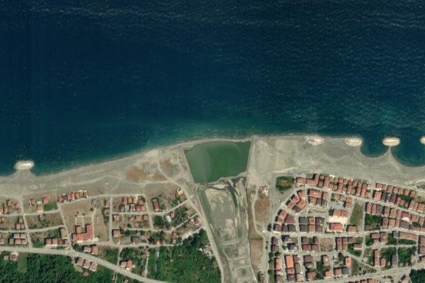 Immagine satellitare dei dintorni di Ezine Çayı