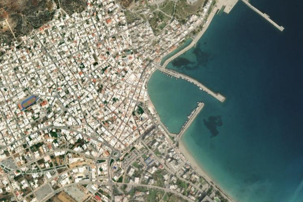 Immagine satellitare dei dintorni di Sitia · porto