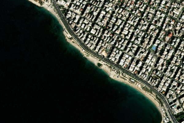 Immagine satellitare dei dintorni di Batis · spiaggia