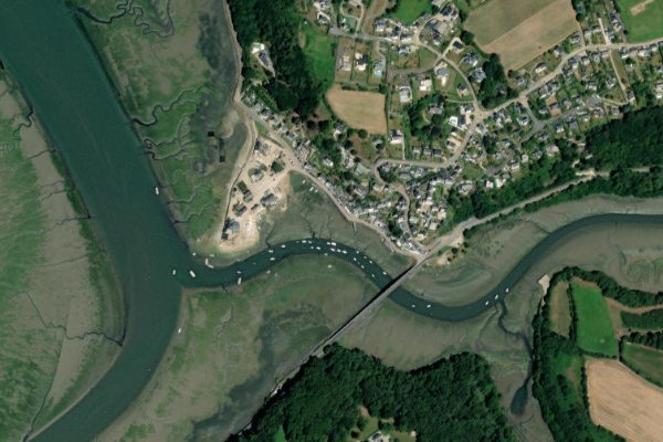 Port du Dourduff çevresinin uydu görüntüsü