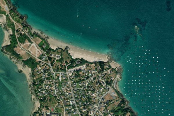 Plage du Rougeret çevresinin uydu görüntüsü