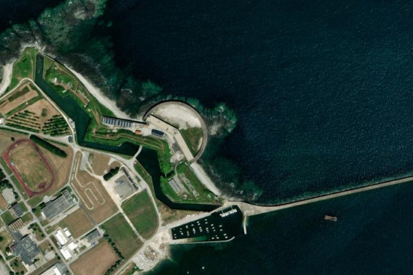 Pointe de Querqueville çevresinin uydu görüntüsü