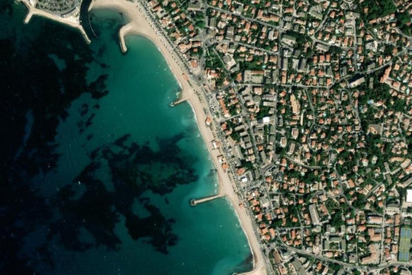 Plage de Bonnegrâce çevresinin uydu görüntüsü