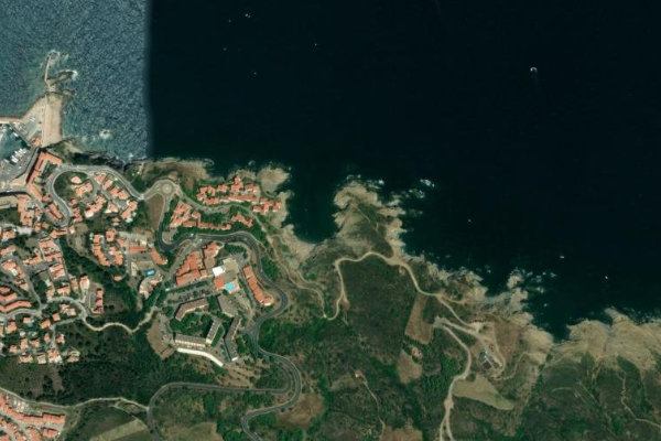 Plage du Troc çevresinin uydu görüntüsü