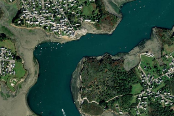 Pointe de Royanec çevresinin uydu görüntüsü