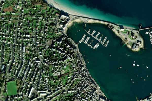 Port du Notic çevresinin uydu görüntüsü