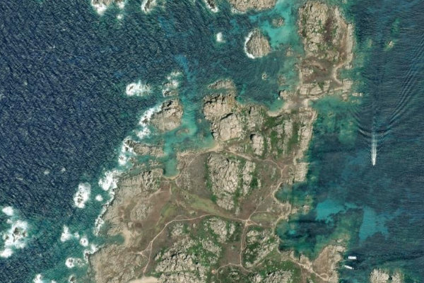 Cala di Chiesa çevresinin uydu görüntüsü