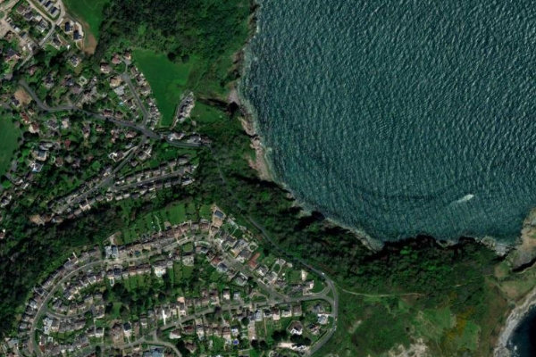Hope Cove çevresinin uydu görüntüsü