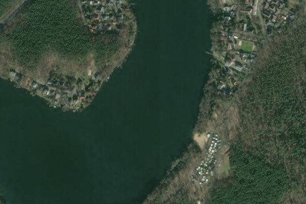 Peetzsee (Grünheide) çevresinin uydu görüntüsü