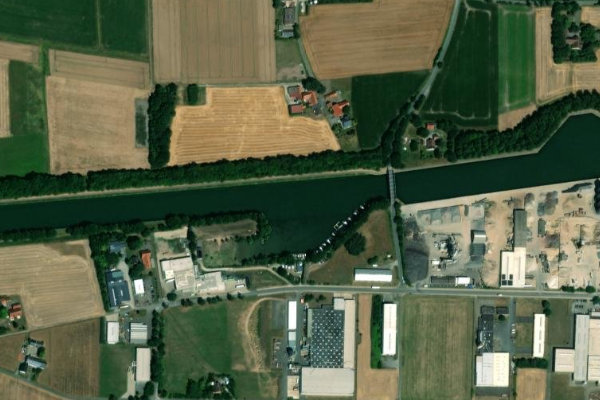 Mittellandkanal (Getmold) çevresinin uydu görüntüsü