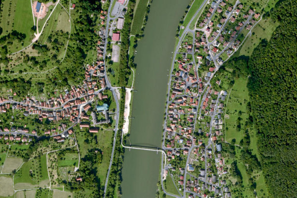 Main (Neustadt am Main) çevresinin uydu görüntüsü