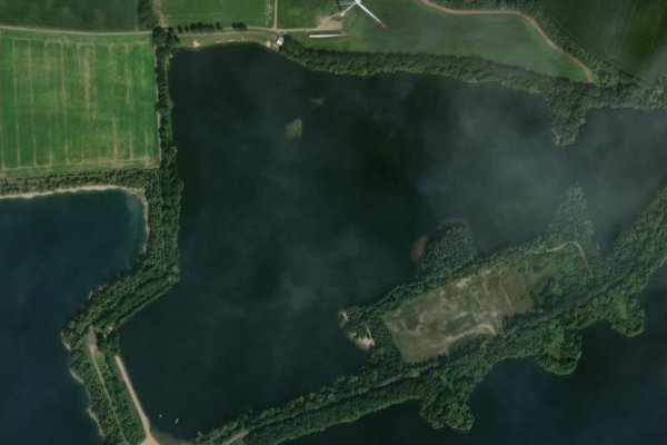 Freizeitsee Menzelen çevresinin uydu görüntüsü