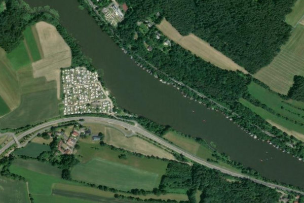 Rußweiher (Eschenbach) çevresinin uydu görüntüsü