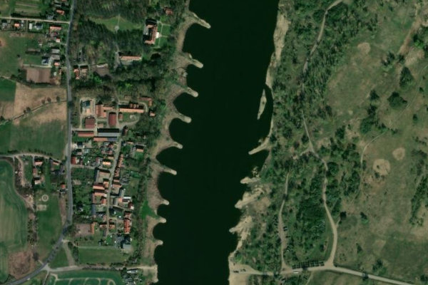 Elbe (Storkau/Elbe) çevresinin uydu görüntüsü