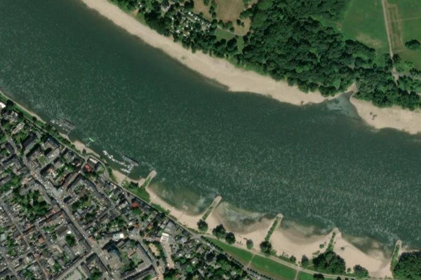Rhein (Rodenkirchen) çevresinin uydu görüntüsü