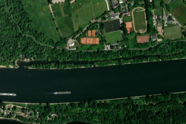 Altrhein Neckarau çevresinin uydu görüntüsü
