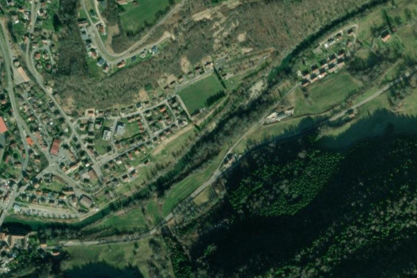 Le Doubs (Aint-Hippolyte) çevresinin uydu görüntüsü