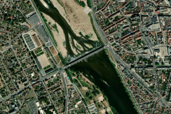 Allier à Moulins çevresinin uydu görüntüsü