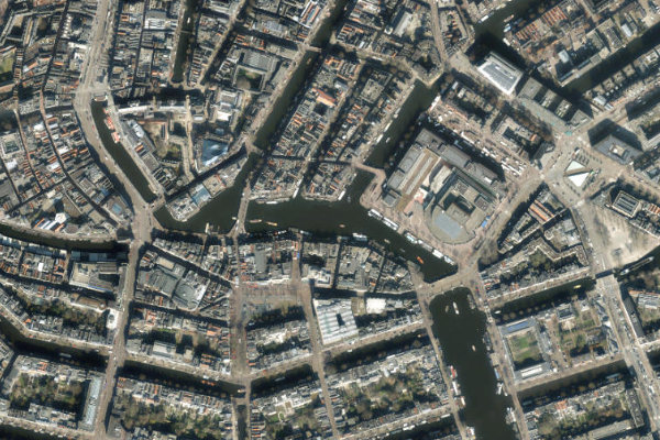 Amstel (Amsterdam) çevresinin uydu görüntüsü