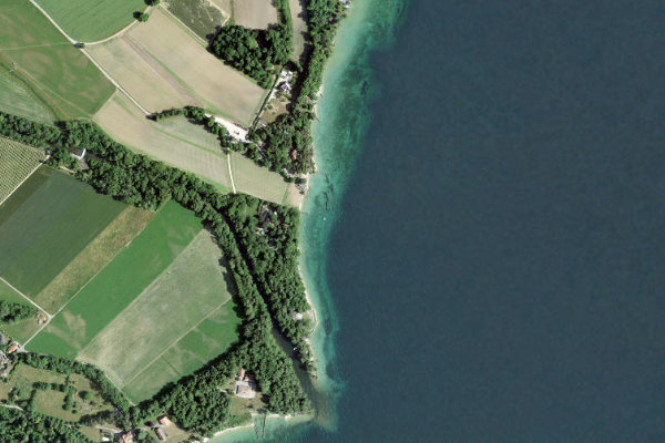 Neuchâtel (Cortaillod) çevresinin uydu görüntüsü