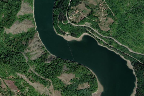 Potpećko jezero çevresinin uydu görüntüsü