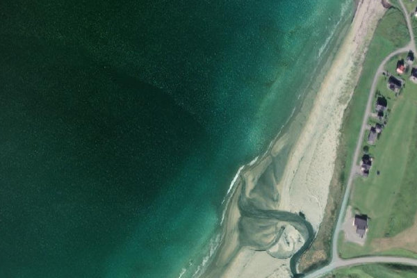 Ersfjord beach çevresinin uydu görüntüsü