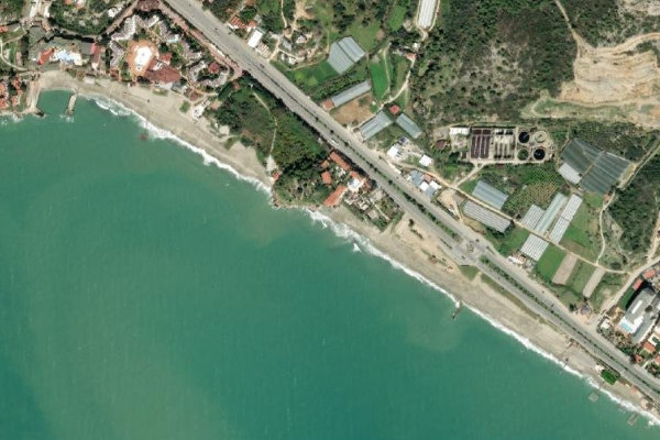 Plaj (Alanya) 2 çevresinin uydu görüntüsü