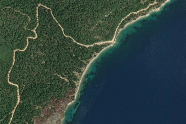 Sait Faik Abasıyanık Koyu Plajı 2 çevresinin uydu görüntüsü