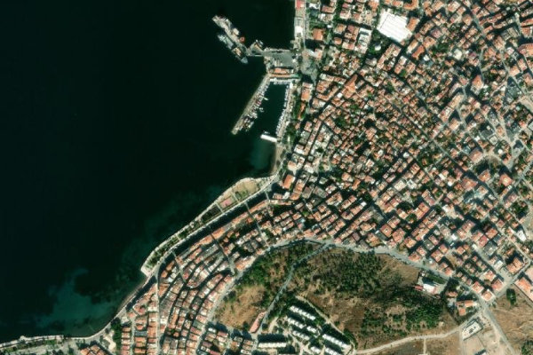 Dikili Plajı çevresinin uydu görüntüsü
