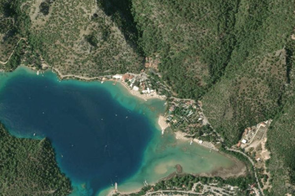 Front Lagoon Beach çevresinin uydu görüntüsü