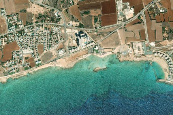 Nissaki beach çevresinin uydu görüntüsü