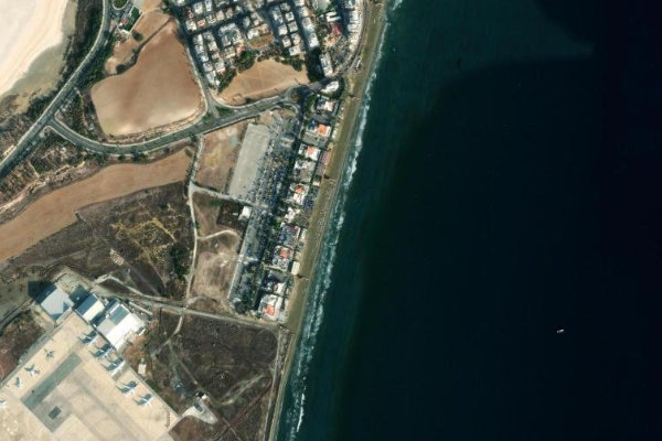 Mackenzie Beach çevresinin uydu görüntüsü