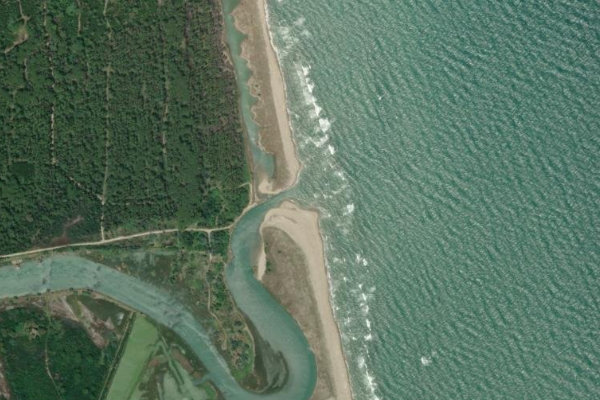 Imagem de satélite da zona de Fiume Bevano