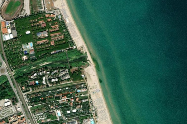 Imagem de satélite da zona de Fiume Salinello