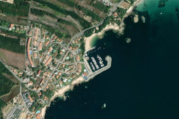 Imagem de satélite da zona de Porto de Pedras Negras