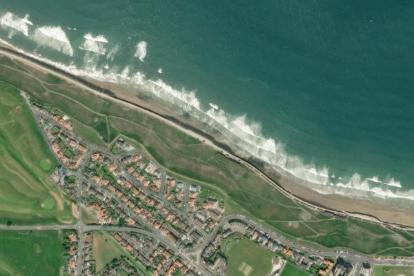 Imagem de satélite da zona de Whitby Sands